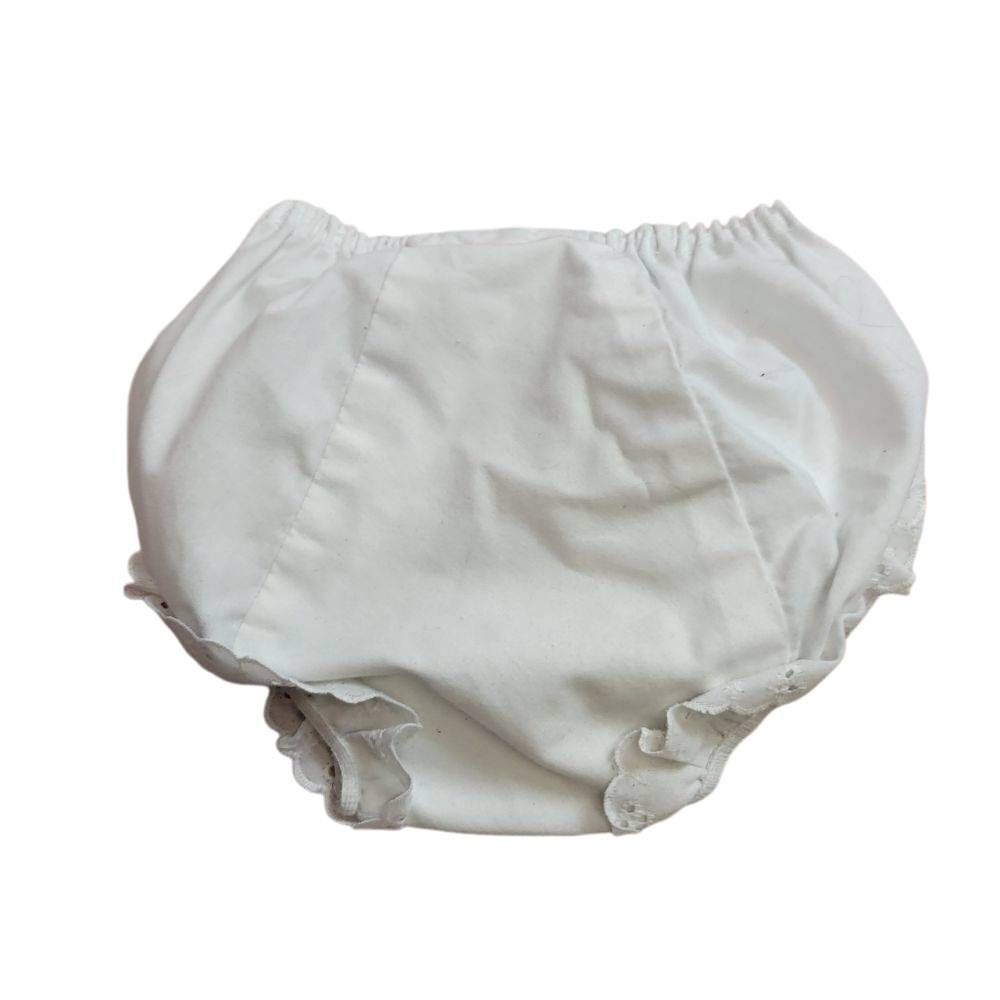 Boomer with eyelet lace trim 2